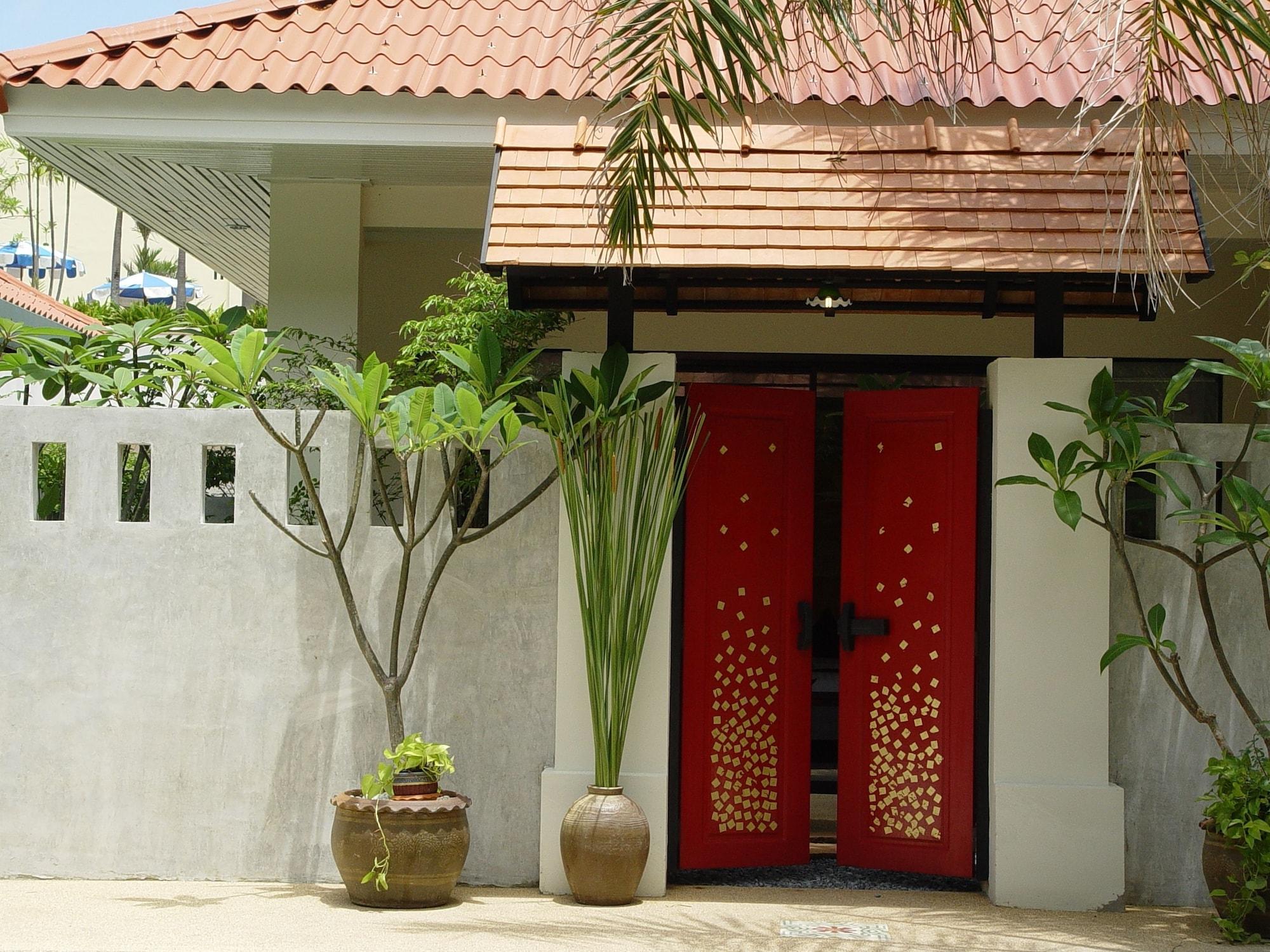 The Old Phuket - Karon Beach Resort - Sha Plus Exterior foto